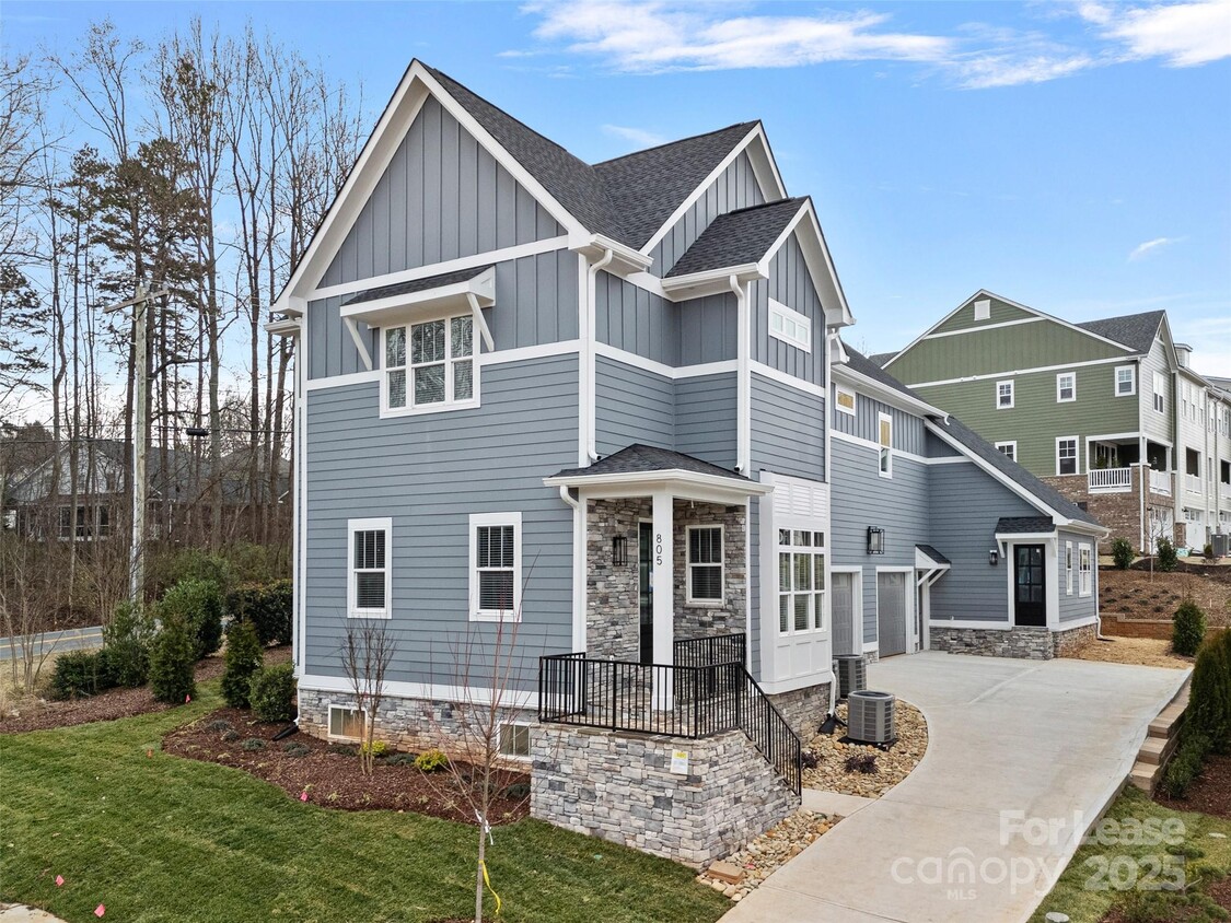 Foto principal - 805 Naples Dr