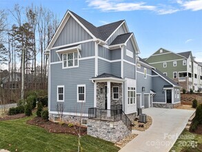 Building Photo - 805 Naples Dr