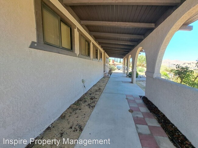 Building Photo - 3 br, 2 bath House - 55675 Desert Gold Drive