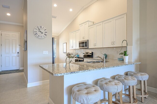 Kitchen - 9420 Benvenuto Ct