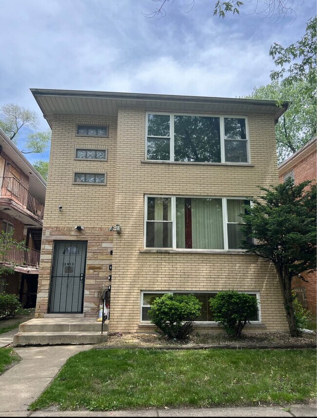 Foto del edificio - 13913 S Wentworth Ave