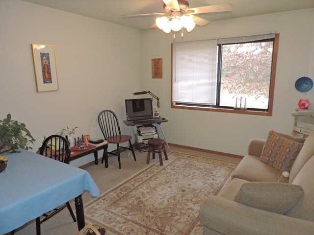Building Photo - Sublease Available Now!