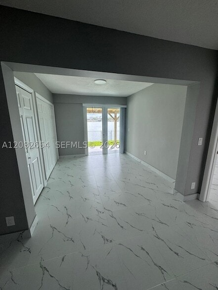 Foto del edificio - 2520 SW 55th St
