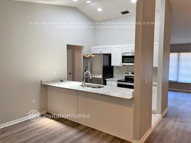 Building Photo - 21224 Alderson Ave