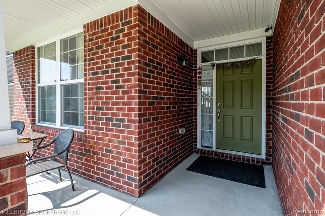 Building Photo - 2379 Trillium Hills Dr