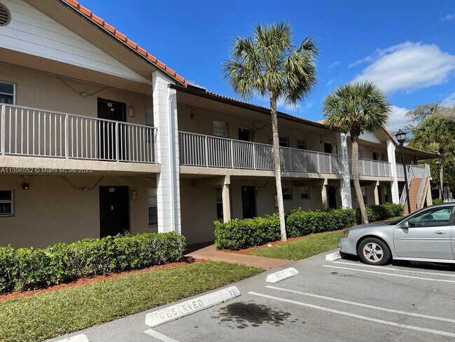 Building Photo - 8750 Royal Palm Blvd