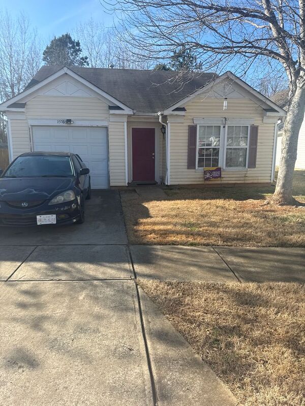 Building Photo - 1608 Lynford Dr
