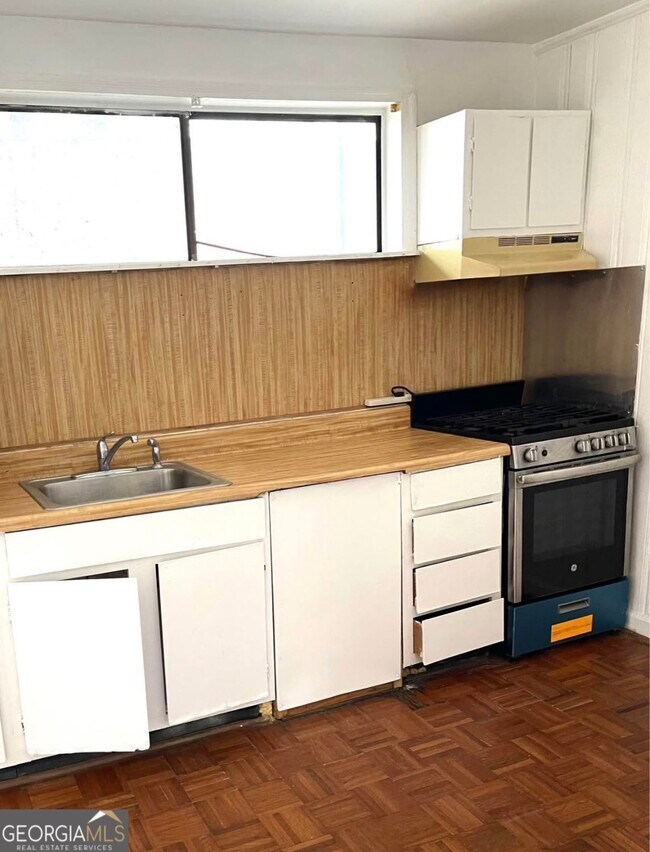 Foto del edificio - 1443 Oxford Rd NE