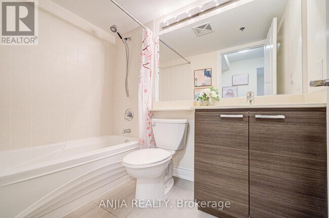 Photo du bâtiment - 760-760 Sheppard Ave W