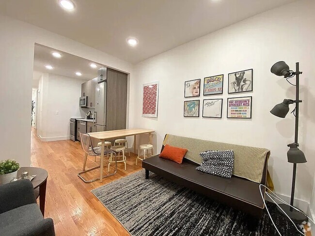 Building Photo - 348 Lenox Ave