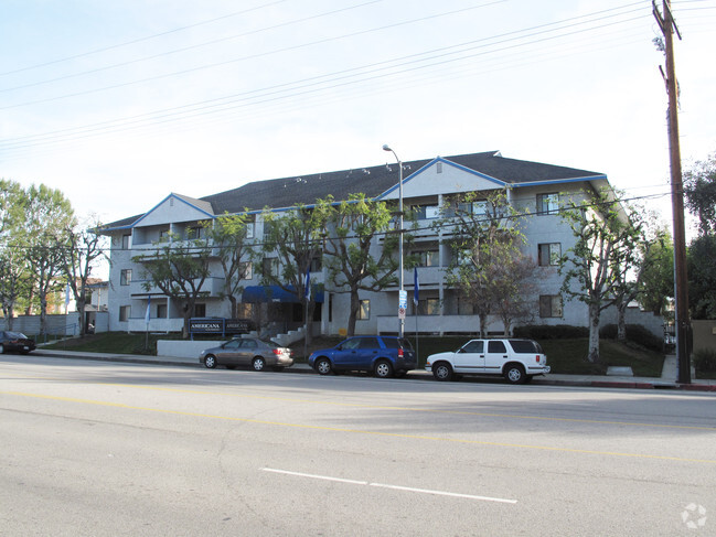 Building Photo - Americana Northridge