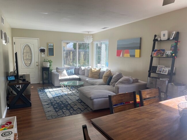 Building Photo - 4925 Tierra Baja Way
