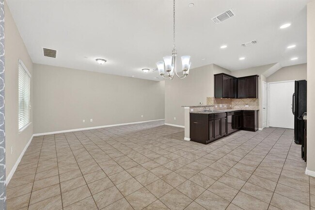 Foto del edificio - 516 E Slaughter Ln