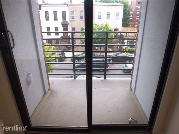 Fotografía del edificio - 725 Lafayette Ave