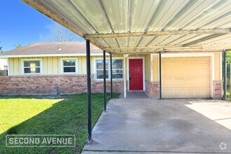 Building Photo - 2402 Sunny Dr