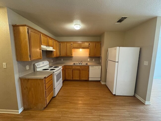 Building Photo - 3805 Ys Pak Ct