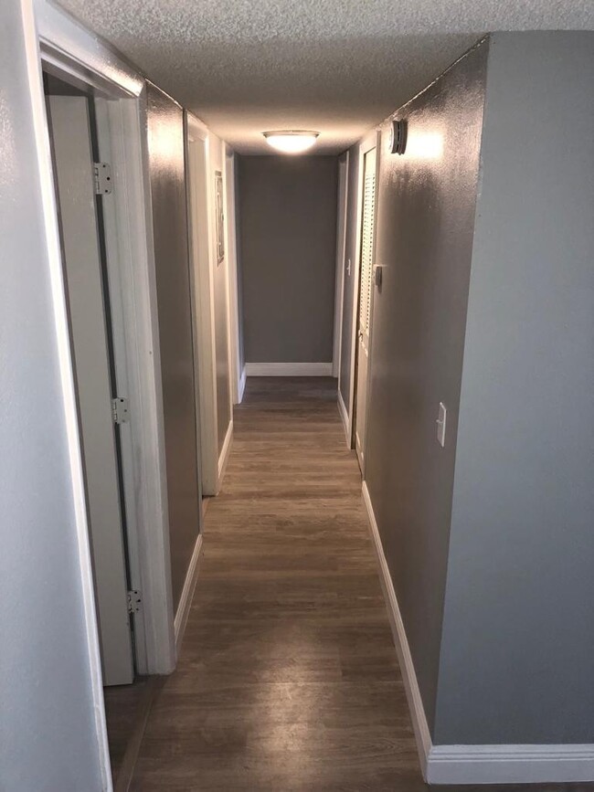 Building Photo - Beautiful Fully Renovated 4 Beds/2Baths