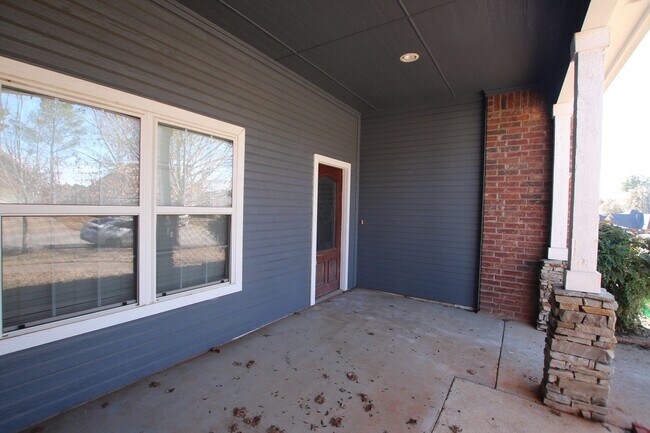 Building Photo - Stunning 4 Bed 3 Bath Home in WHISD!