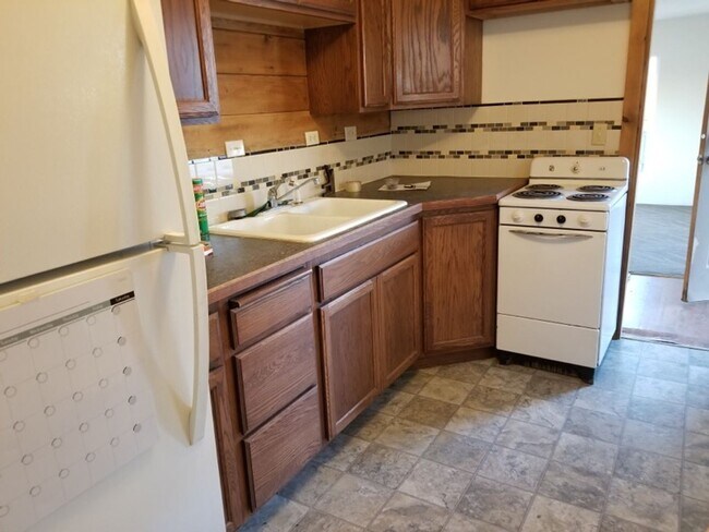 Foto del edificio - 1 br, 1 bath House - 9802 Road 22.7 NE
