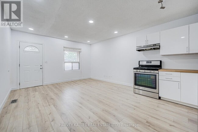 Building Photo - 184 Cedric Ave