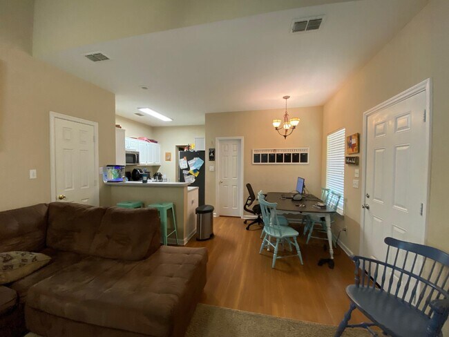 Foto del edificio - 2248 Pine Landing Ct