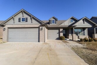 Building Photo - 3543 E 143rd Ct S