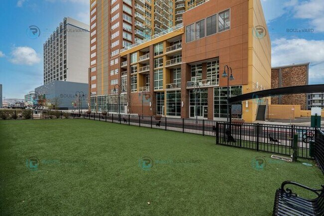 Foto del edificio - 1 Bedroom 2 Bathroom with Bonus room area!...