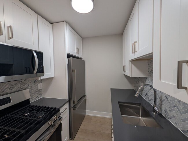Foto del edificio - 530 W Aldine Ave