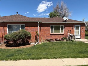 Building Photo - 3329 Benton St