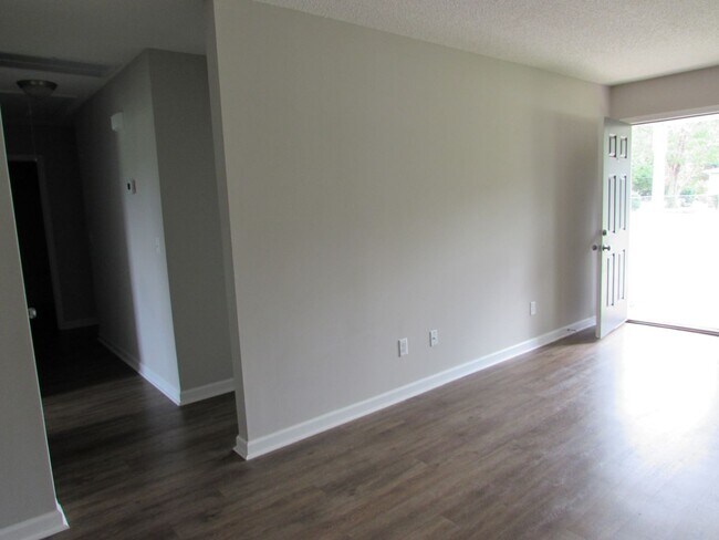 Foto del edificio - Duplex Close to Shaw AFB!