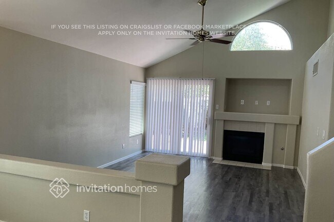 Foto del edificio - 8748 Autumn Valley Ave