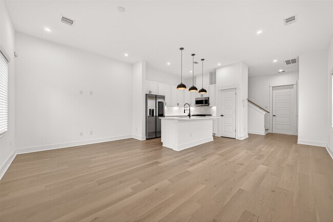 Foto del edificio - 328 Neyland St