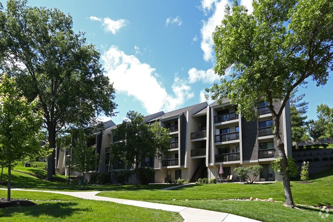 Stonegate - Stonegate Apartments