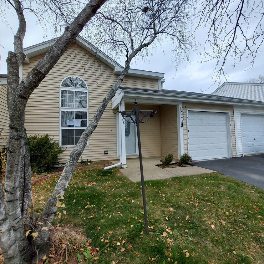 Primary Photo - 228 Newbury Dr