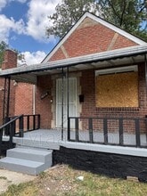 Building Photo - 16016 Chalfonte St