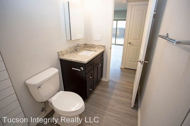 Foto del edificio - 1429 N Highland Ave