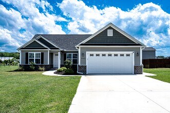 Building Photo - 202 Grist Mill Dr