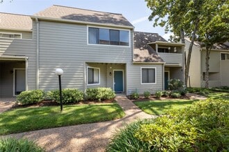 Building Photo - 2329 Briarwest Blvd