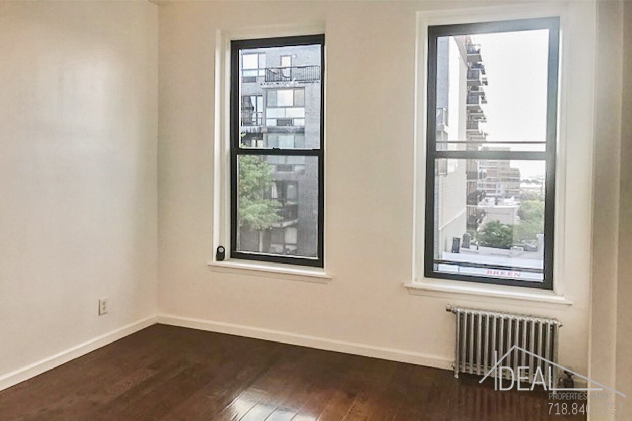 Primary Photo - 577 5th Ave