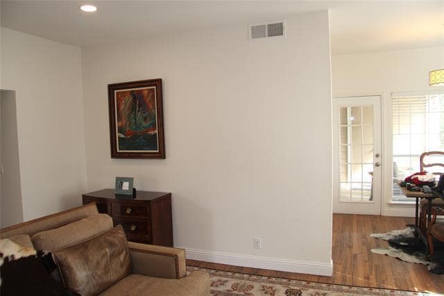 Foto del edificio - 8600 Coppertowne Ln