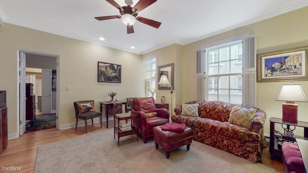 Primary Photo - 1 br, 1.5 bath Condo - 70 E Scott St