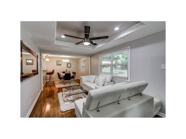 Building Photo - 3567 Brookfield Ln
