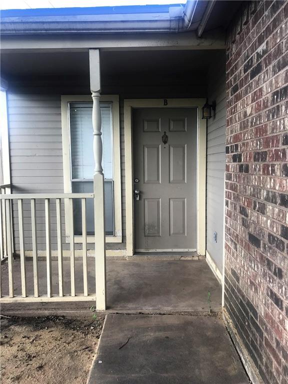 Foto del edificio - 6301 Cameron Rd