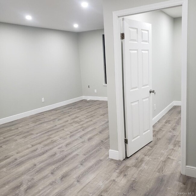 Building Photo - 269 Marion St