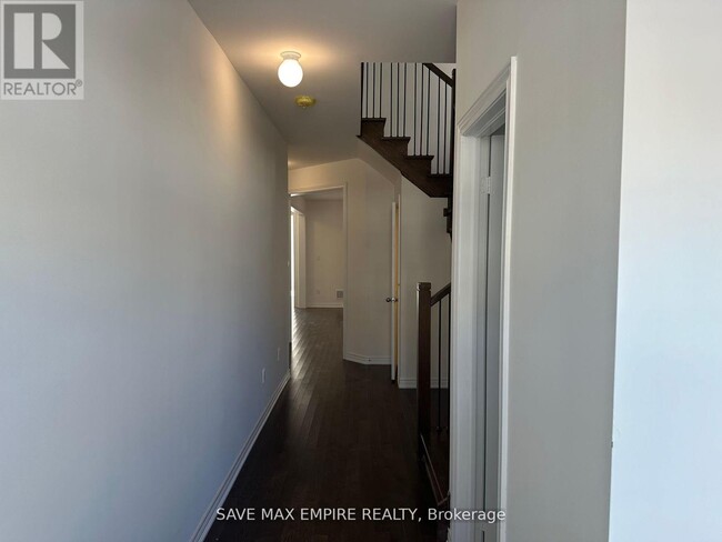 Photo du bâtiment - 149-149 Limestone Ln