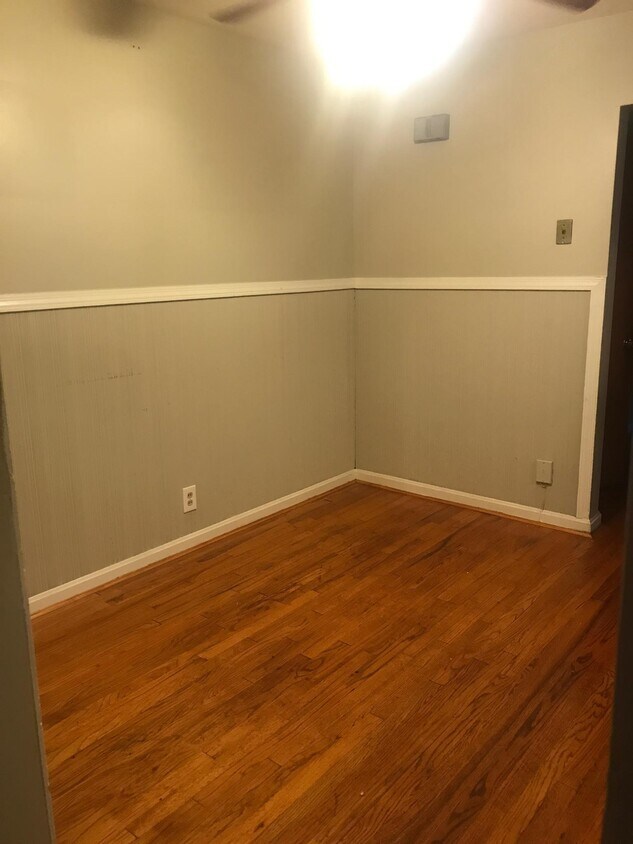 Foto principal - 1519 Ambrose Ave