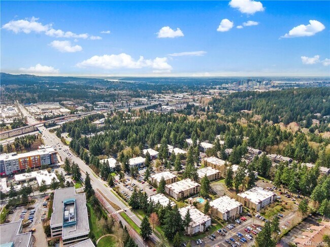 Ideal Location - 14640 NE 32nd St