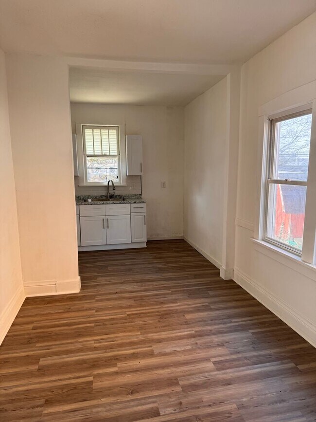 Foto del edificio - 534 S Oakland Ave