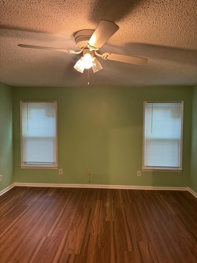 Building Photo - 502 Iveys Scenic Dr