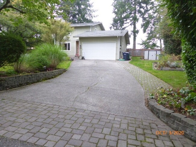 Photo - Beautiful 2 Story 3 Bed 2.5 Bath House